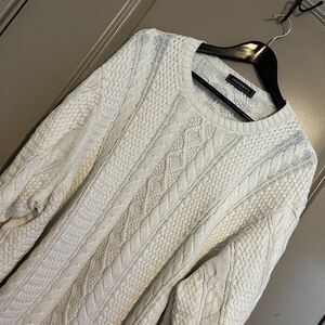 Men's White Pullover Crewneck Sweater